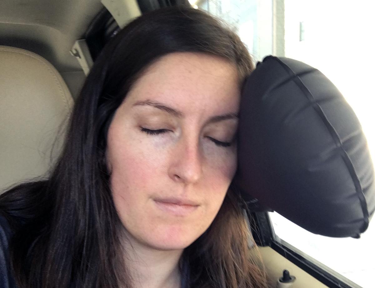 self inflating travel pillow