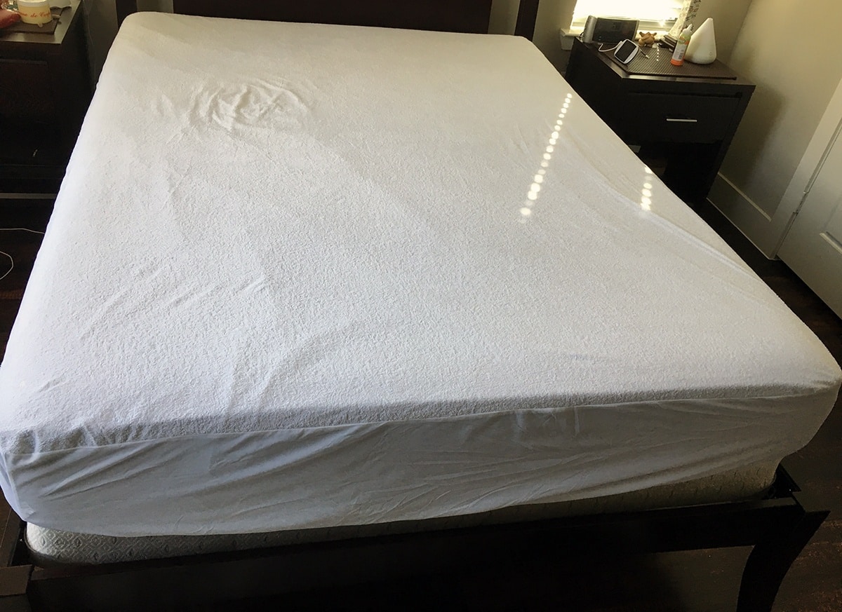 SureGuard Full Size Mattress Protector - 100% Waterproof, Hypoallergenic -  Premium Fitted Cotton Terry Cover White