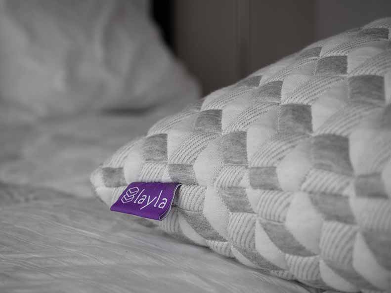 Layla Pillow Review