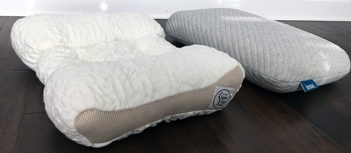 https://www.mattressclarity.com/wp-content/uploads/2018/01/SpineAlign-vs-Leesa-Pillow-Side.jpg