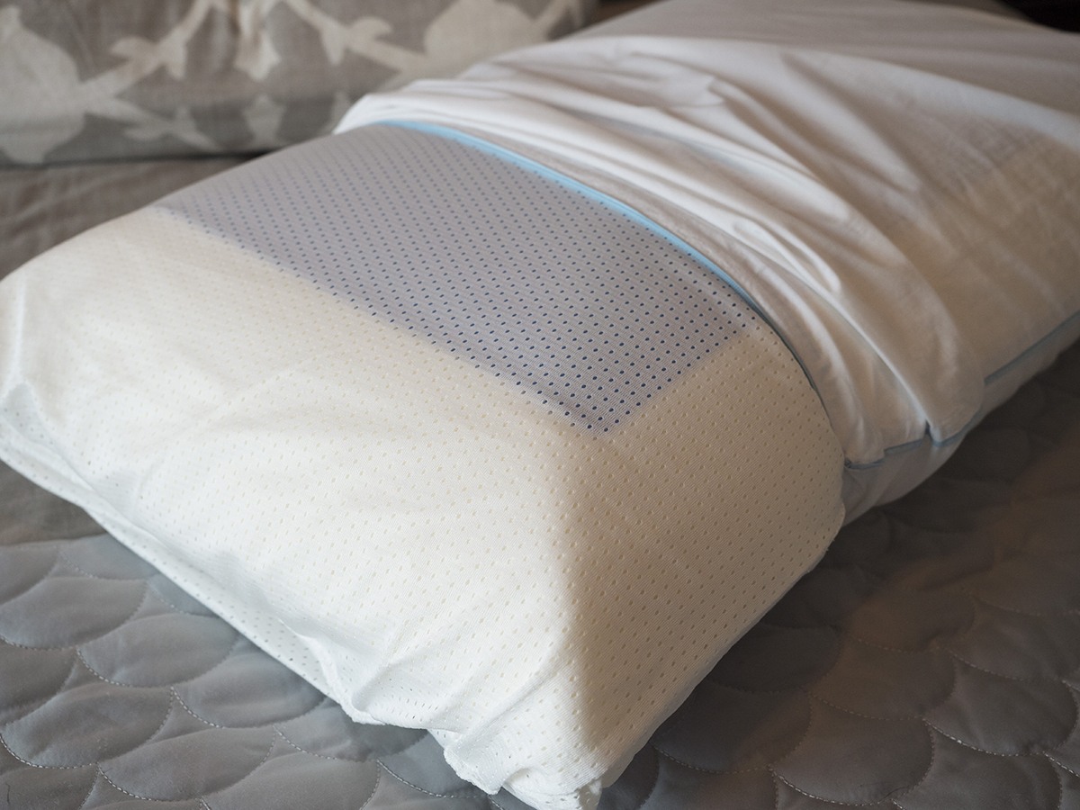 tempur pedic cloud breeze pillow