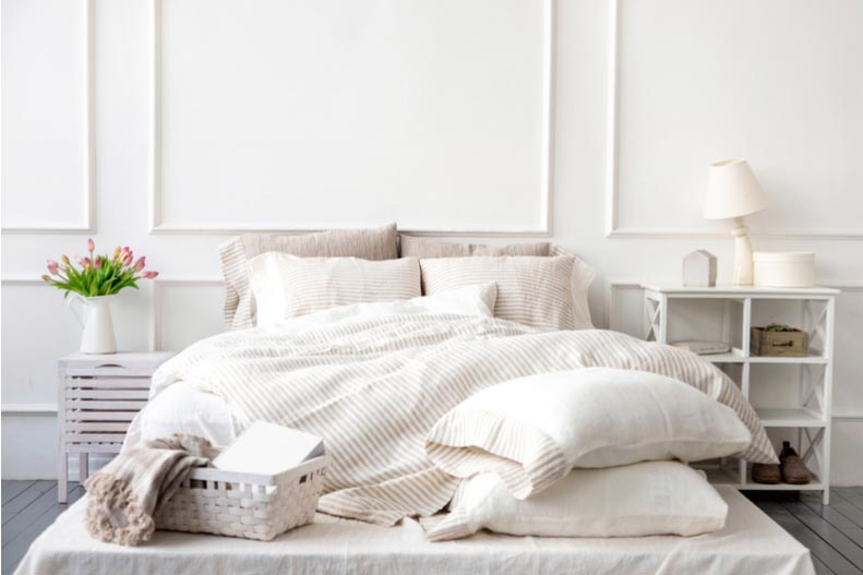 How to Put on a Duvet Cover Quickly & Easily! Mattress Clarity