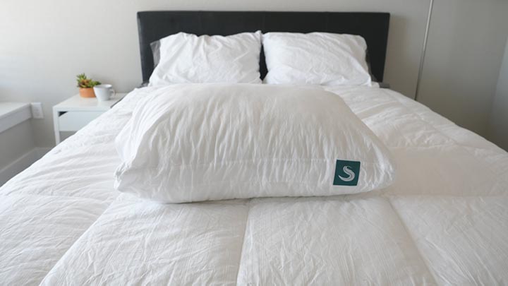 Sleepgram Pillow Review - firmness and feel