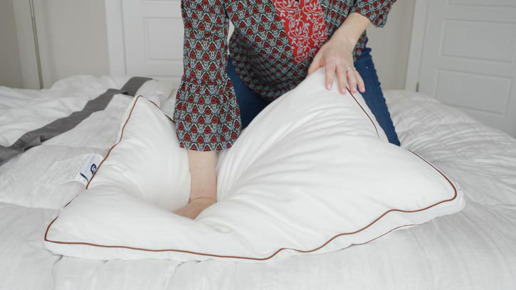 saatva latex pillow review