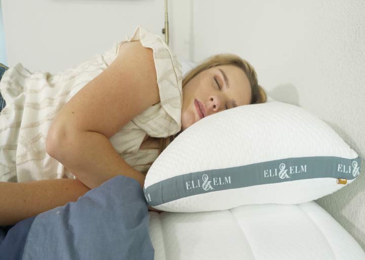 Eli & Elm Side Sleeper Pillow review - a luxurious pillow that does the  job! - The Gadgeteer