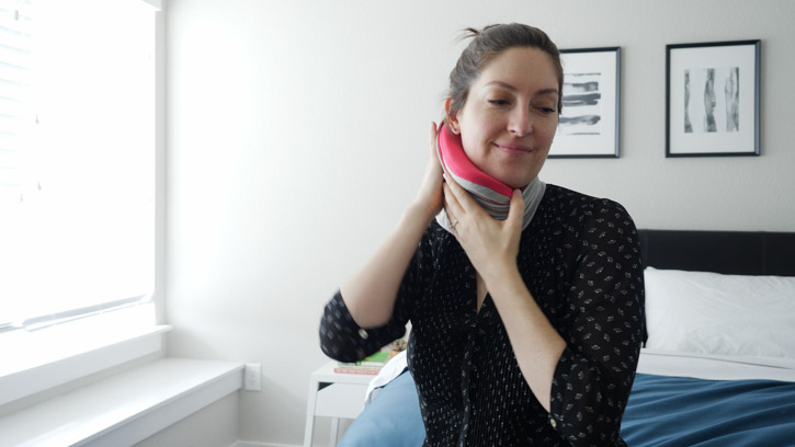 Trtl pillow plus online review