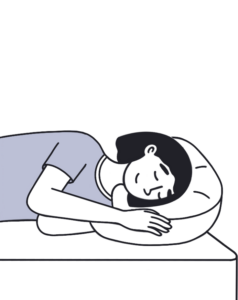 woman sleeping on her side with good alignment