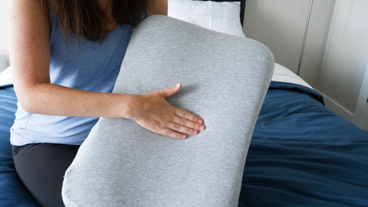 Cushion Lab Ergonomic Contour Pillow Review - Great for Neck Pain