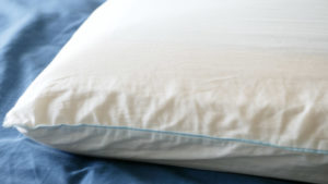 Best Tempur-Pedic pillow for hot sleepers- tempur-cloud breeze dual cooling