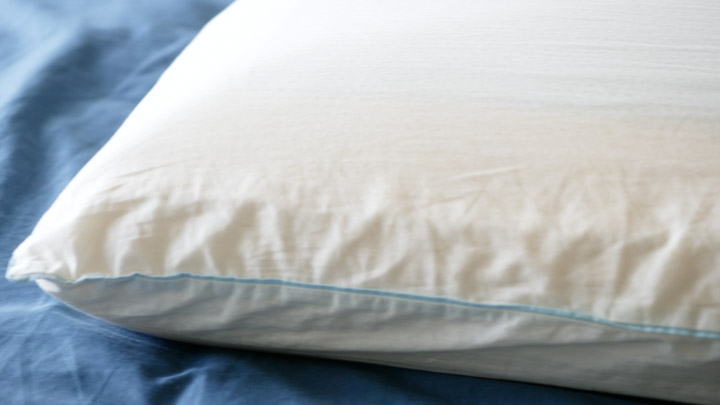 Tempur Pedic Pillow Reviews How Do These 6 Compare