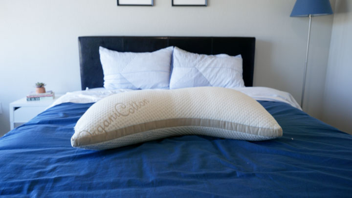 side sleeper curved pillow