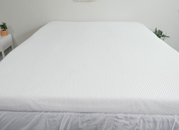 How To Keep a Mattress Topper From Sliding - Amerisleep