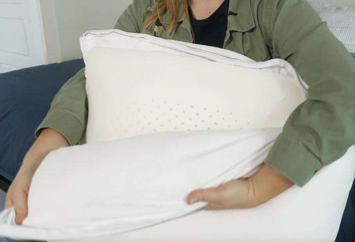 Layla Pillow Review 2024 - The Perfect Pillow For A Perfect Night's Sleep