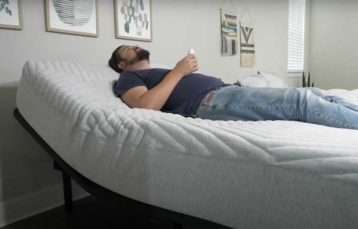 How To Keep Sheets On a Bed (2024) - Mattress Clarity