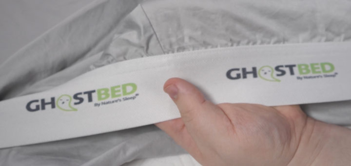 picture of the thick GhostGrip elastic band on GhostBed sheets