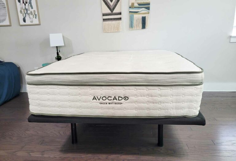 Avocado Green Mattress Luxury Bath Towel - Cloud White