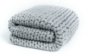 An image of the gray Brooklyn Bedding Chunky Knit Weighted Blanket