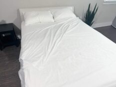 Quince Luxury Organic Sateen Sheets Review - Luxury Sheets on a Budget? Quince Organic Sateen Sheets