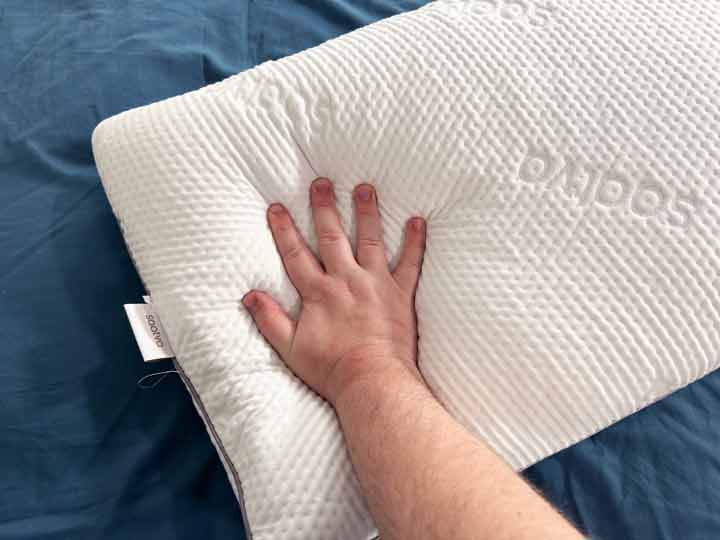 Classic Memory Foam Pillow – SleepInnovations