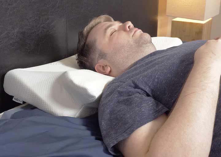 The Best Cervical Neck Pillow For Side Sleepers