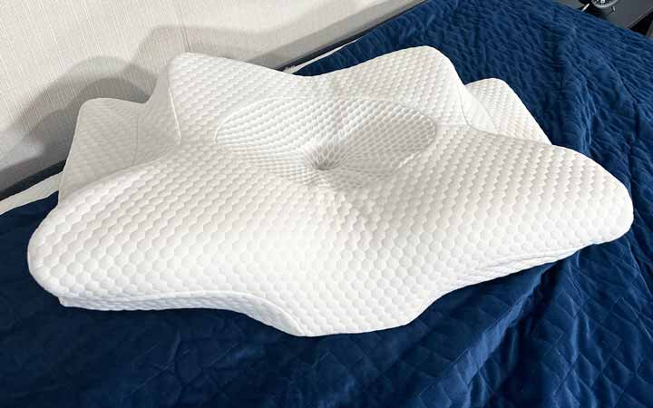 An image of the Zamat Butterfly Cervical pillow.