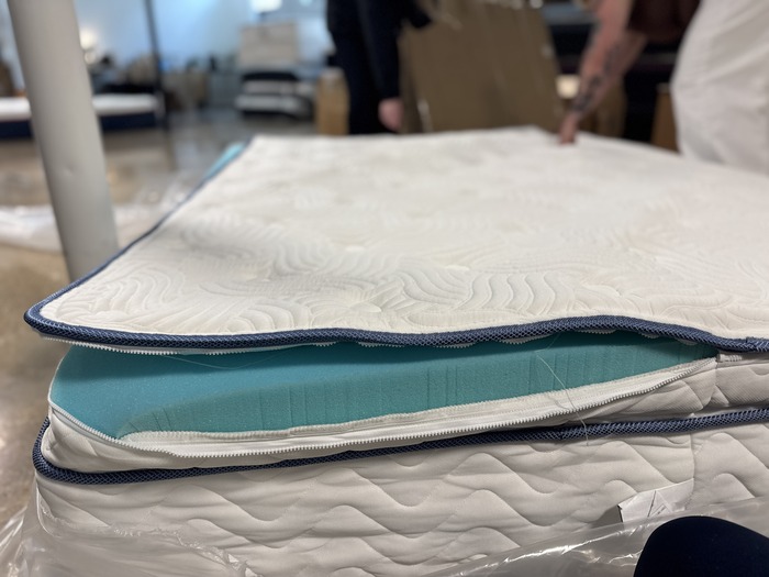 DLX Premier Hybrid top layer before zipping