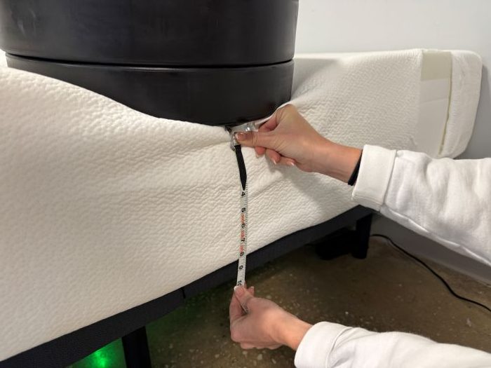 Edge support is measured on the Polysleep Luna mattress