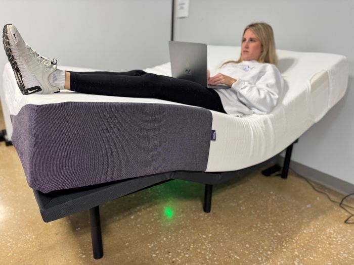 The Polysleep Luna mattress on an adjustable base