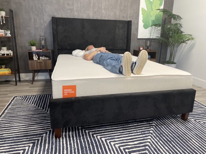 Back sleeping on a Boring Hybrid Mattress