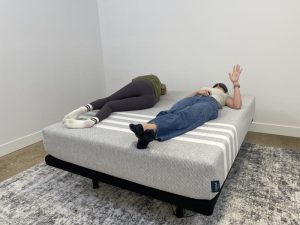 Partner test on a Leesa Original Mattress