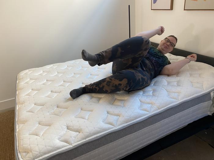 Switch test on the Helix Plus Mattress